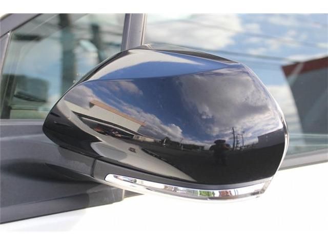 TOYOTA PRIUS PHV 2017