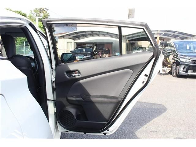 TOYOTA PRIUS PHV 2017