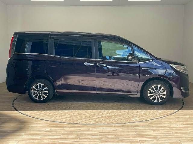 TOYOTA ESQUIRE HYBRID 2018