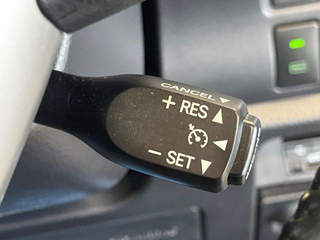 TOYOTA NOAH HYBRID 2020