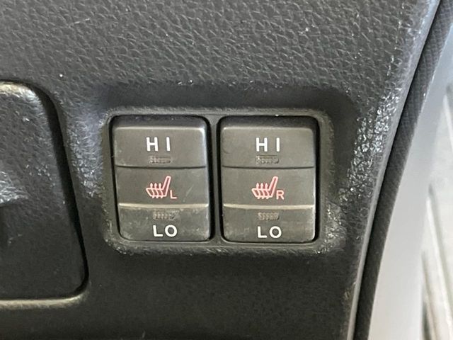 TOYOTA NOAH HYBRID 2020