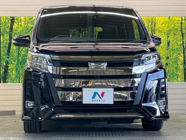 TOYOTA NOAH HYBRID 2020