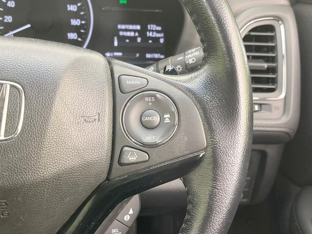 HONDA VEZEL HYBRID 2016