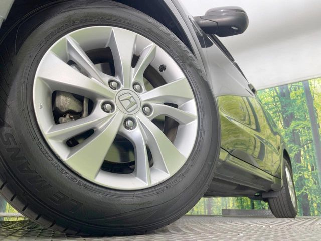 HONDA VEZEL HYBRID 2016