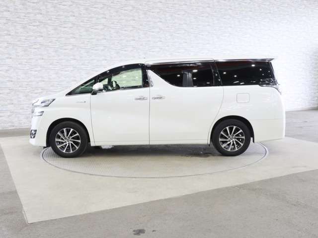 TOYOTA VELLFIRE  HYBRID 4WD 2017