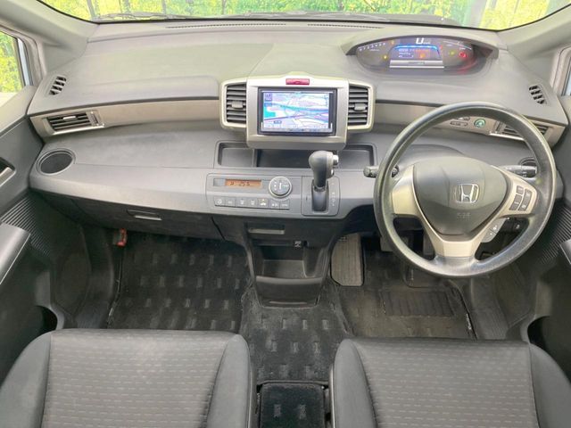 HONDA FREED Spike HYBRID 2013
