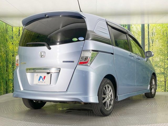 HONDA FREED Spike HYBRID 2013