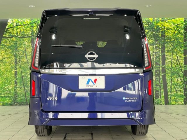 NISSAN SERENA  WG 4WD 2024