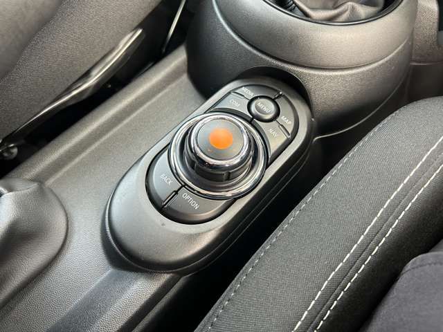 BMW MINI COOPER SD 2020