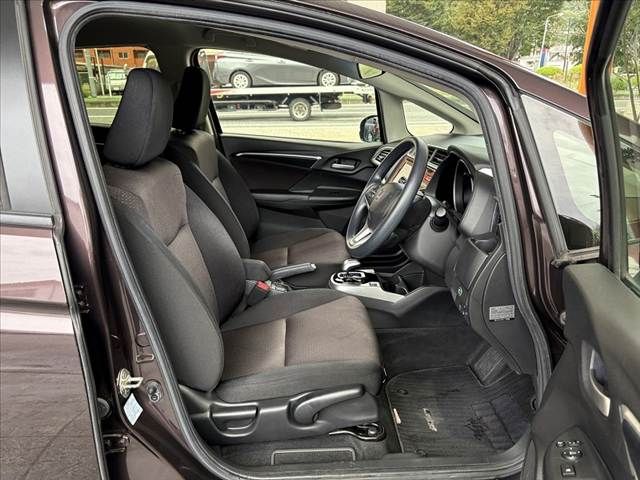 HONDA FIT HYBRID 2016