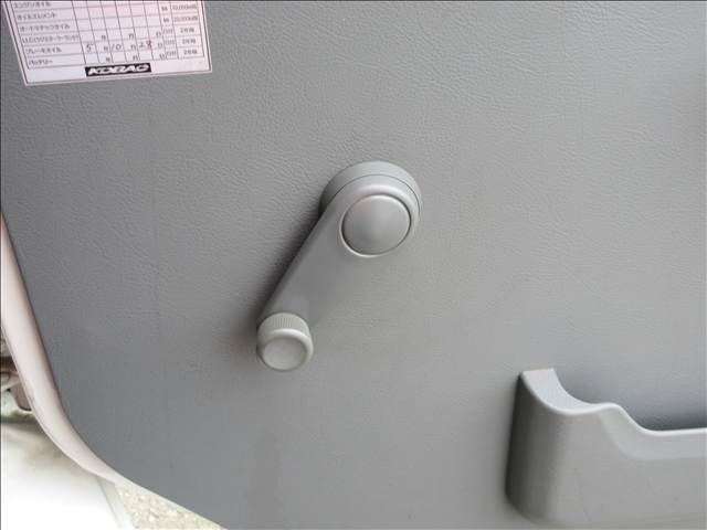 NISSAN CLIPPER truck 4WD 2013