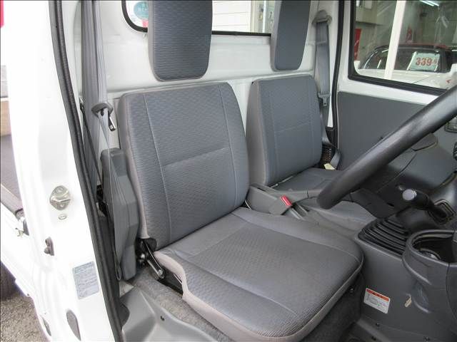 NISSAN CLIPPER truck 4WD 2013