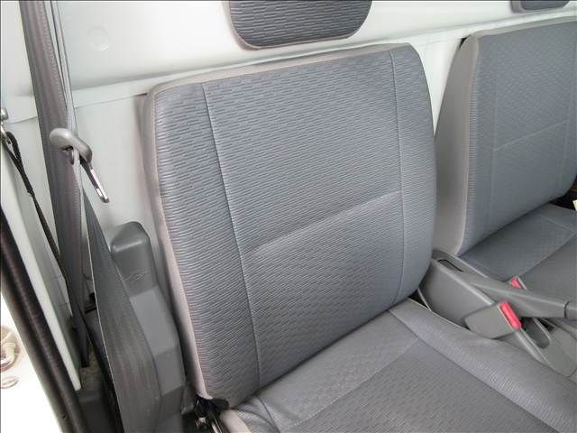 NISSAN CLIPPER truck 4WD 2013