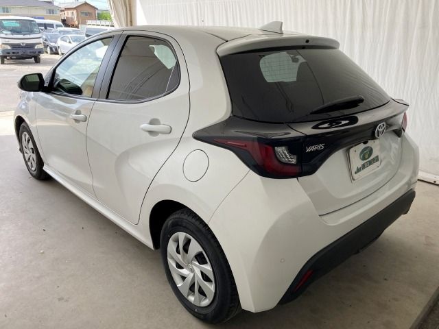 TOYOTA YARIS 2024