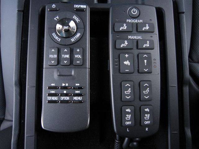 TOYOTA LEXUS LS600hL 2012