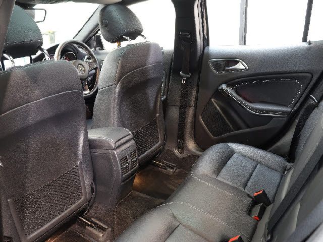 MERCEDES BENZ MERCEDES BENZ GLA class 2018