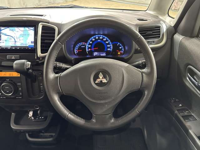 MITSUBISHI DELICA D:2 2WD 2012