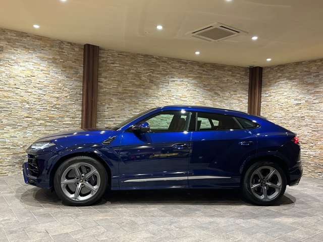 LAMBORGHINI LAMBORGHINI URUS 2020
