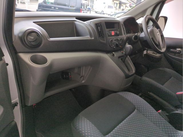 NISSAN NV200 VANETTE van 2015