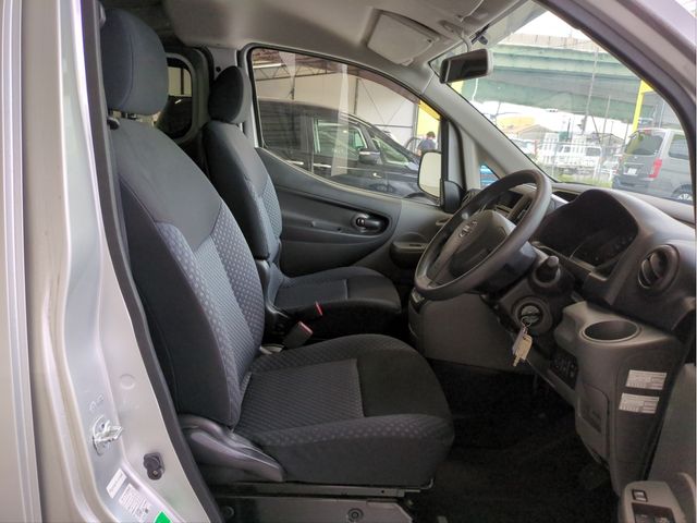 NISSAN NV200 VANETTE van 2015