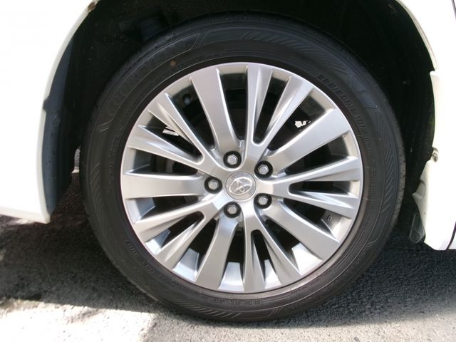 TOYOTA VELLFIRE 2014