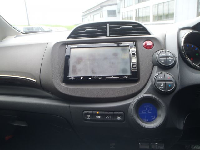 HONDA FIT SHUTTLE HYBRID 2012