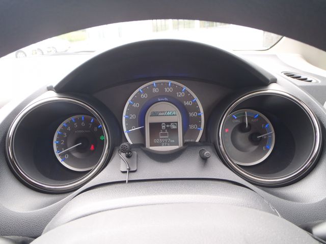 HONDA FIT SHUTTLE HYBRID 2012