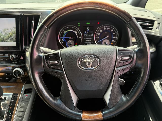 TOYOTA VELLFIRE  HYBRID 4WD 2017