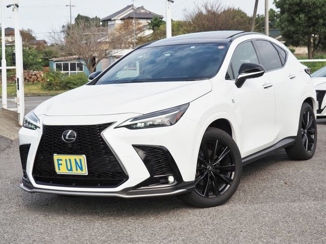 TOYOTA LEXUS NX350h AWD 2023