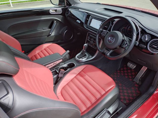 VOLKSWAGEN VOLKSWAGEN The BEETLE 2018