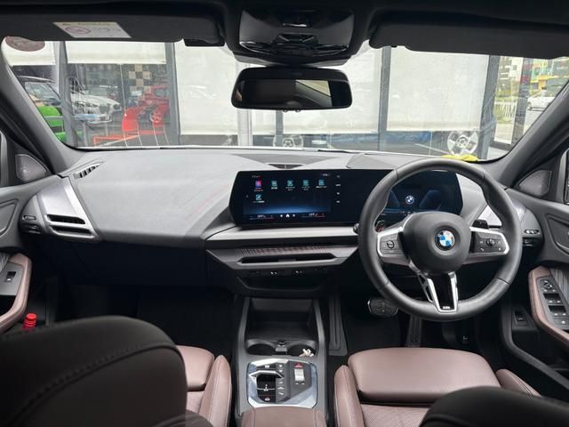 BMW BMW 1series 2025