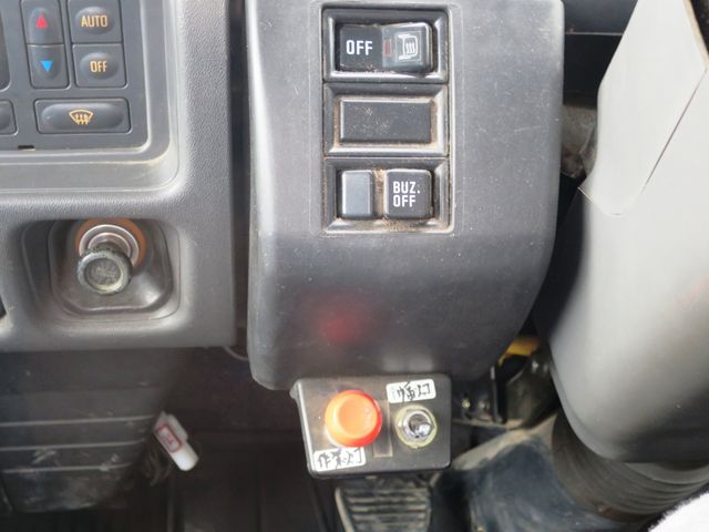 NISSAN DIESEL CONDOR 2001