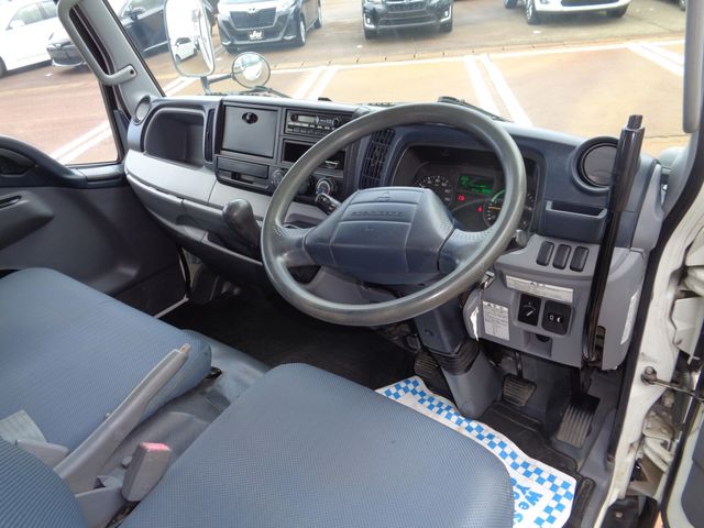 MITSUBISHI CANTER 2013