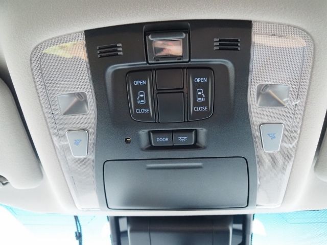 TOYOTA VELLFIRE  HYBRID 4WD 2020