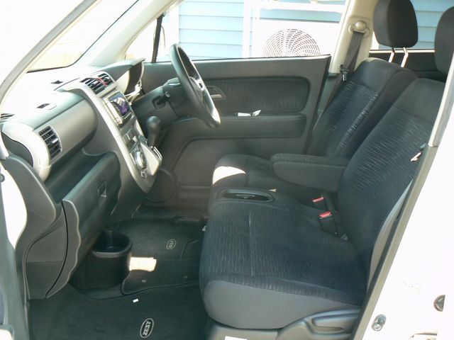 HONDA ZEST SPARK 2009