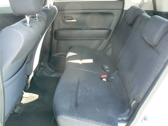 HONDA ZEST SPARK 2009