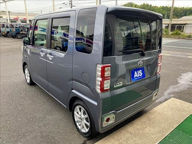 TOYOTA PIXIS MEGA 2020