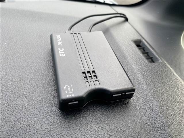 TOYOTA PIXIS MEGA 2020