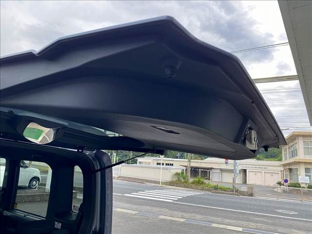 TOYOTA PIXIS MEGA 2020