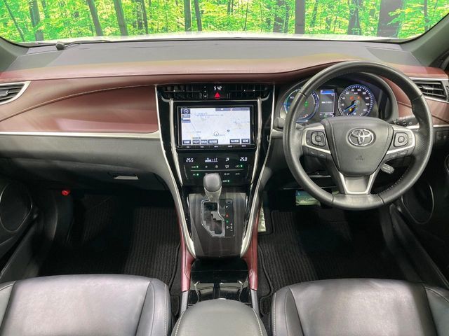 TOYOTA HARRIER HYBRID 2018