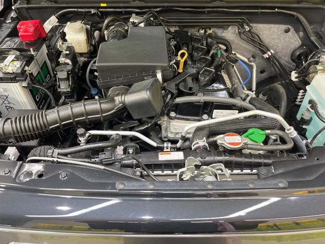 SUZUKI JIMNY NOMADE 2025