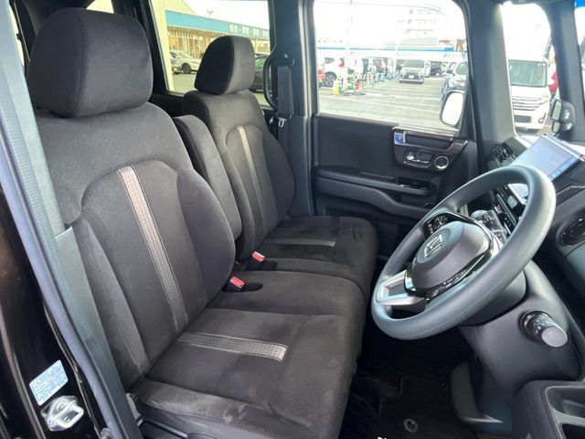 HONDA N BOX CUSTOM 2020