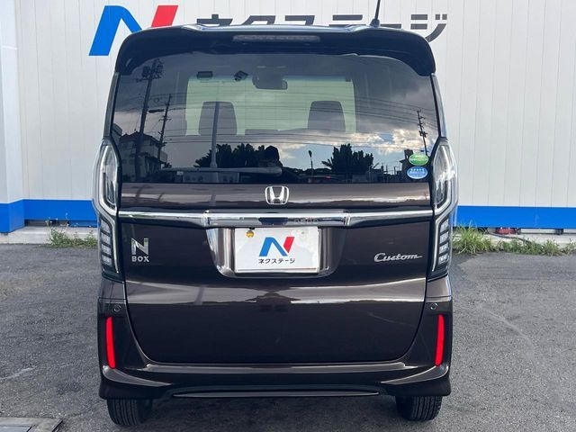 HONDA N BOX CUSTOM 2020