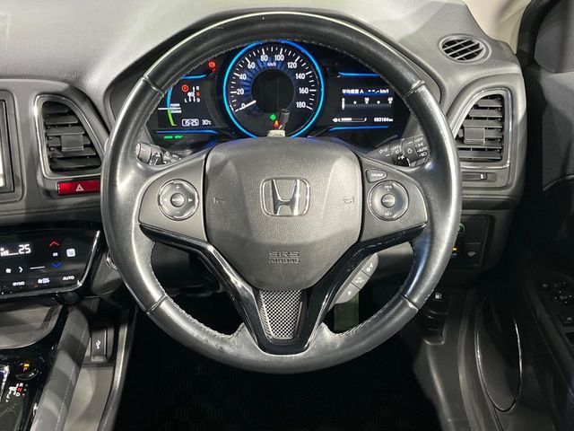 HONDA VEZEL HYBRID 2015