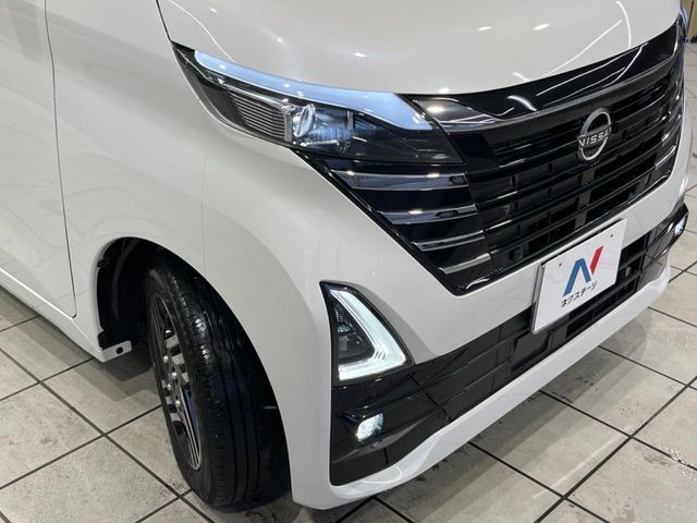 NISSAN ROOX 2023