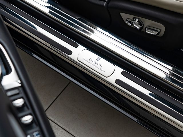 ROLLS-ROYCE ROLLS-ROYCE open 2017