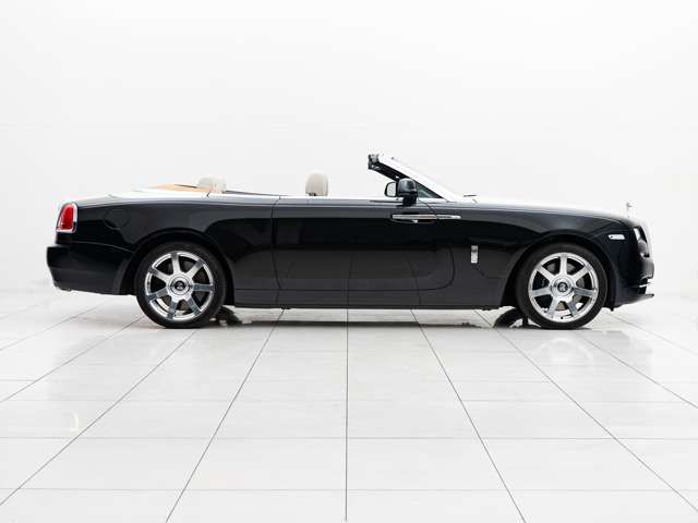 ROLLS-ROYCE ROLLS-ROYCE open 2017