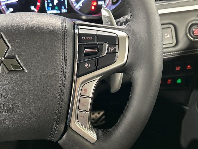 MITSUBISHI DELICA D:5 4WD 2025