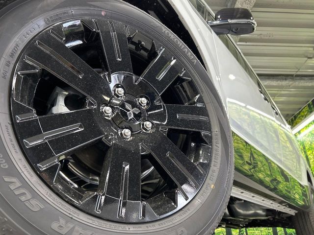 MITSUBISHI DELICA D:5 4WD 2025