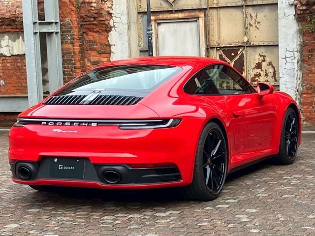 PORSCHE PORSCHE 911 2024